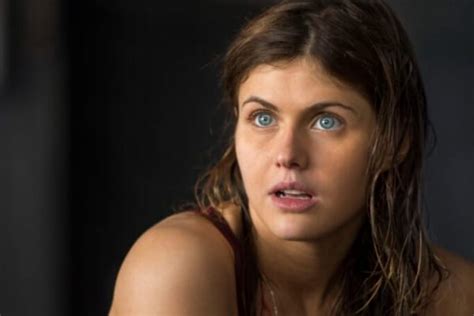 alexandra nude|Alexandra Daddario à poil : vidéos porno et sex tapes